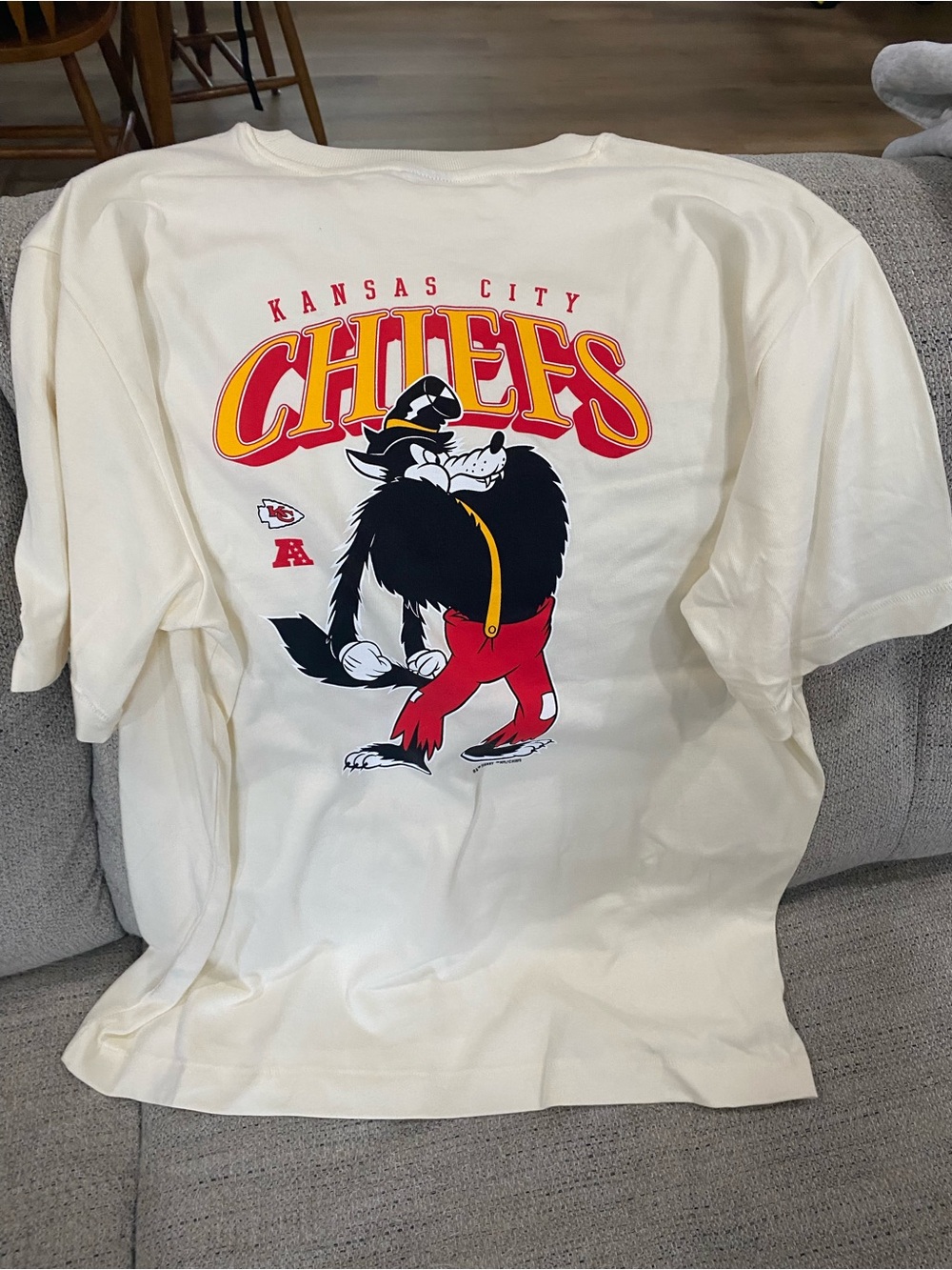 Kansas City Chiefs Graphic Tee - Disney big bad wolf NFl